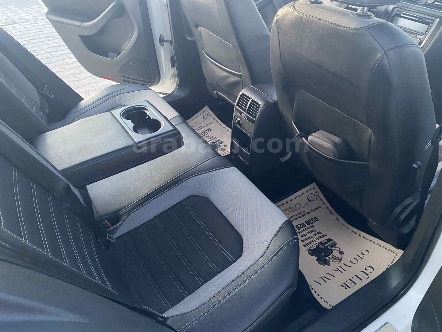 Sahibinden Volkswagen Jetta 1.6 TDi Comfortline 2011 Model Muğla 379.951 km Beyaz 5