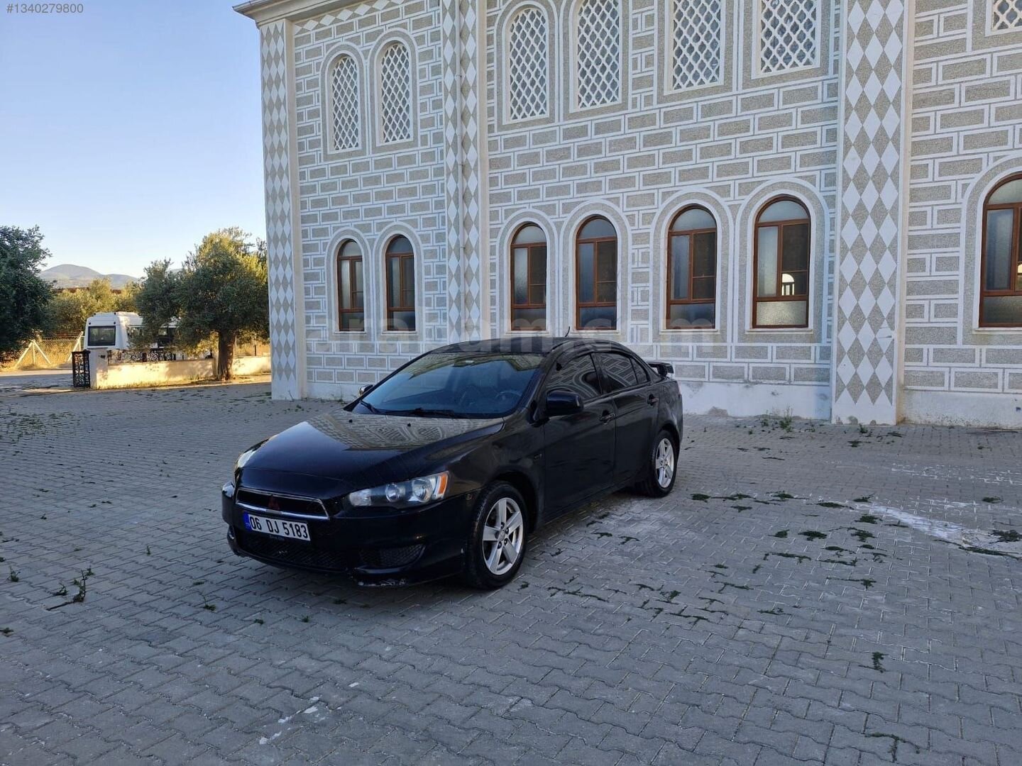 Galeriden Mitsubishi Lancer 1.5 Invite 2009 Model Balıkesir 355.000 km Siyah 6