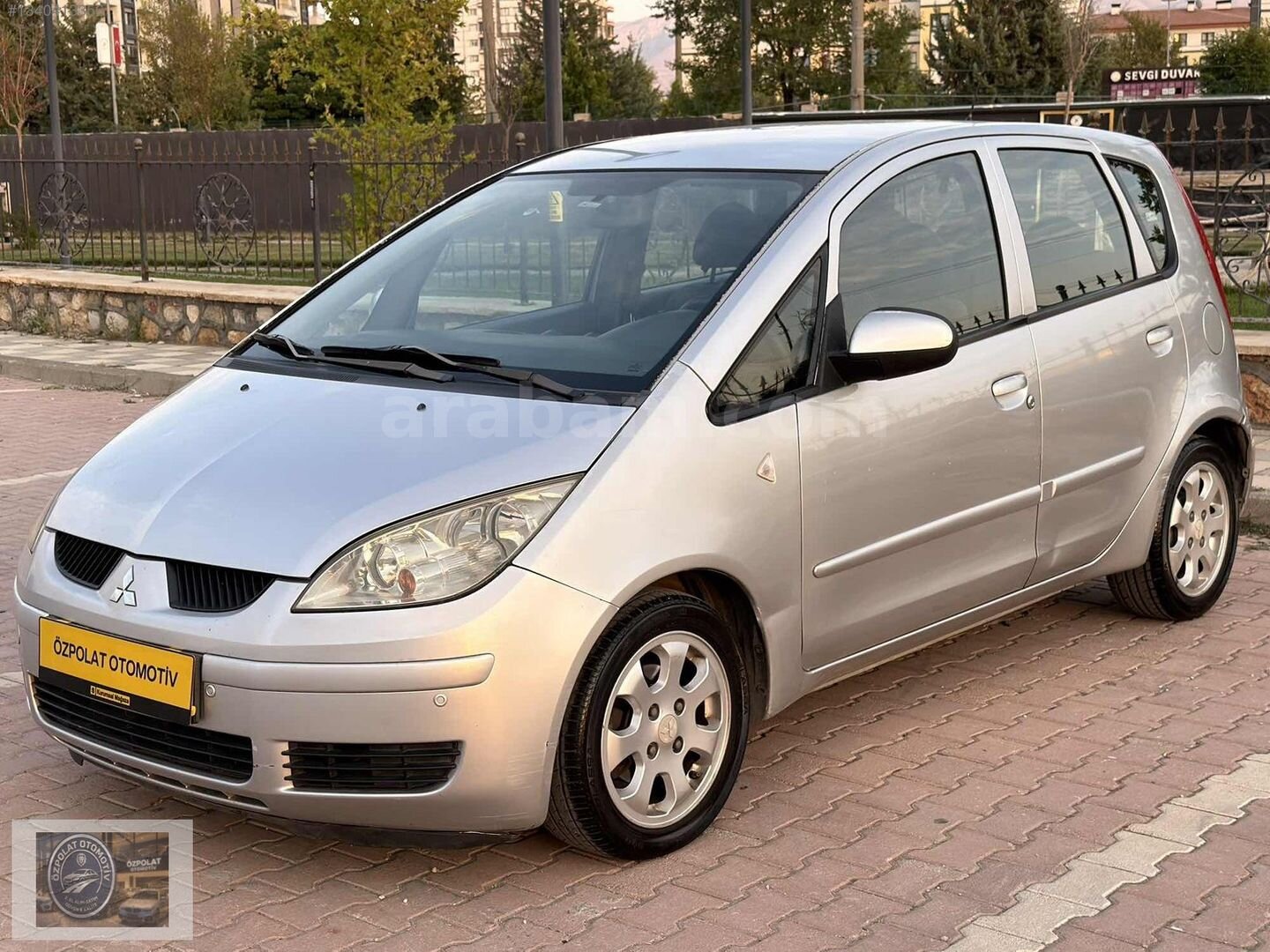 Galeriden Mitsubishi Colt 1.3 Instyle 2006 Model Malatya 103.000 km Gri 3