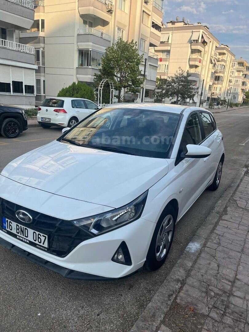 Galeriden Hyundai i20 1.4 MPI Jump 2021 Model Bursa 64.850 km