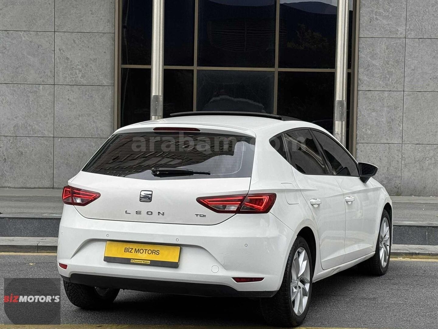 CAM TAVANLI DÜŞÜK KM OTOMATİK FULL BAKIMLI 7