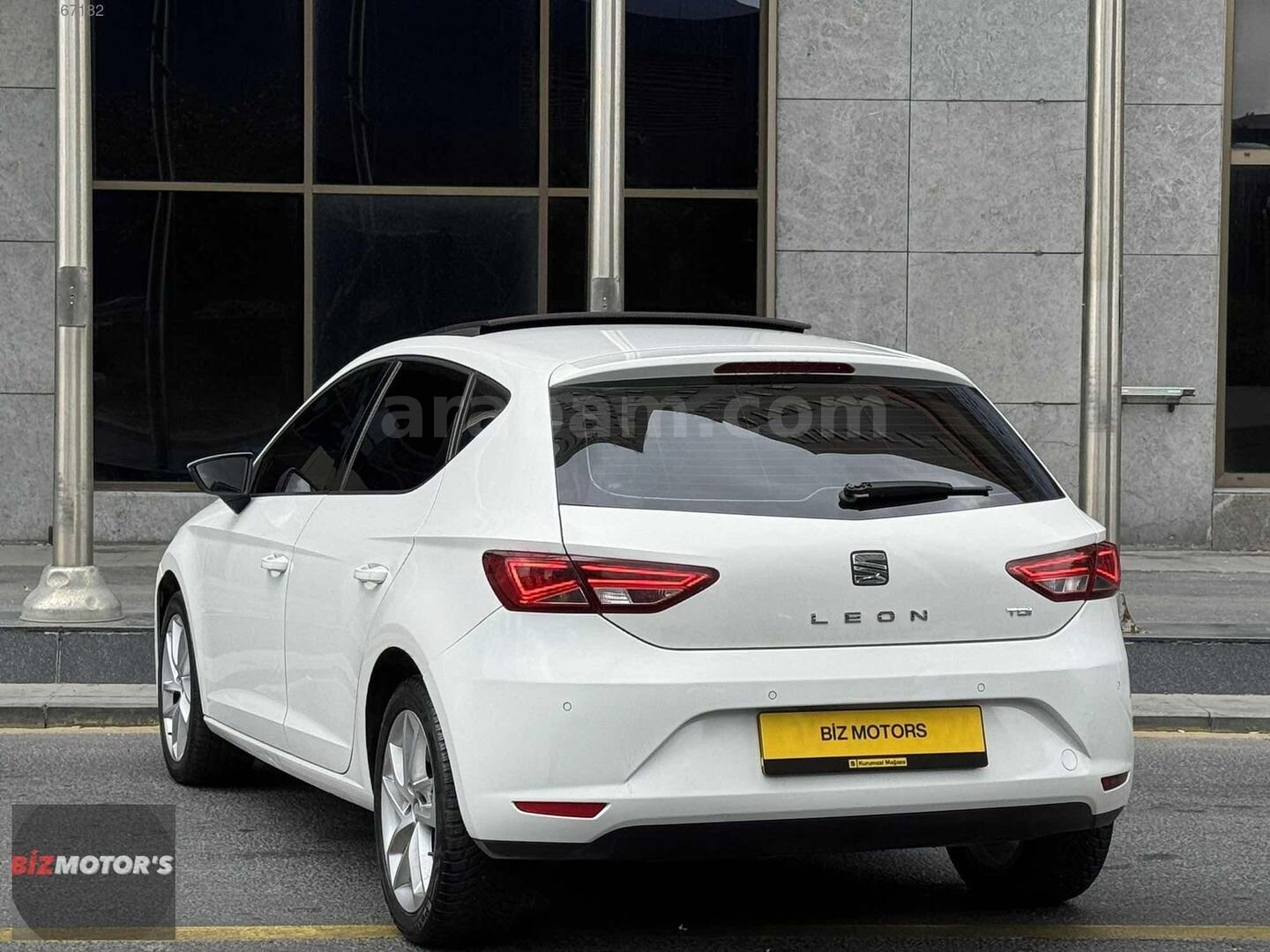 CAM TAVANLI DÜŞÜK KM OTOMATİK FULL BAKIMLI 5