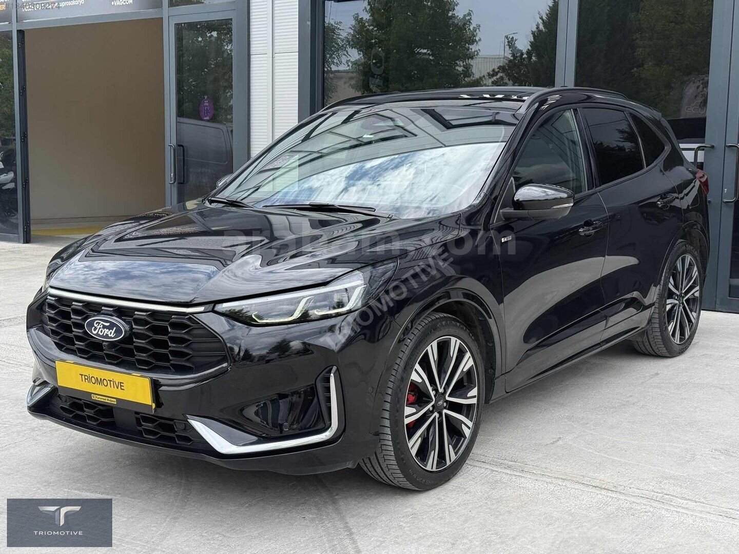 2024 KUGA ST-LINE X/BOYASIZ/DEĞİŞENSİZ/YETKİLİ SERVİS BAKIMLI 2