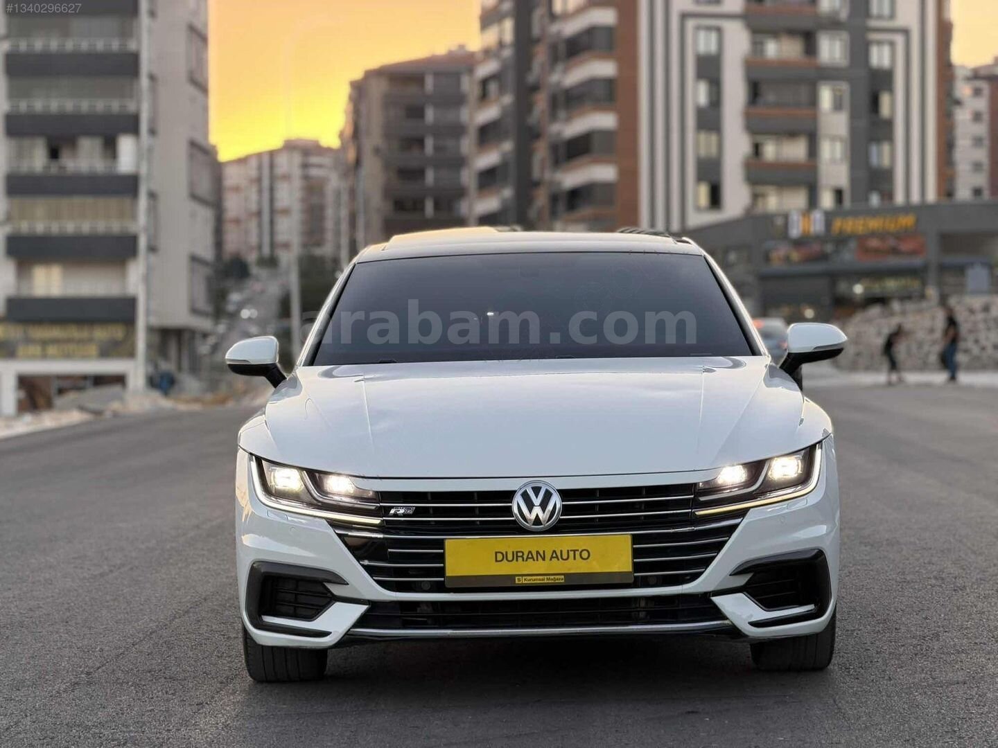 Galeriden Volkswagen Arteon 2.0 TDI R Line 2019 Model Gaziantep 159.000 km Beyaz 2