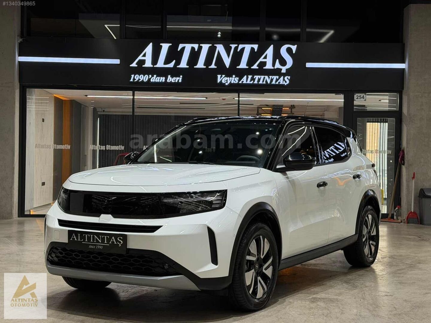 Galeriden Opel Frontera 1.2 Hybrid GS 2025 Model Ankara 6.001 km Beyaz 3