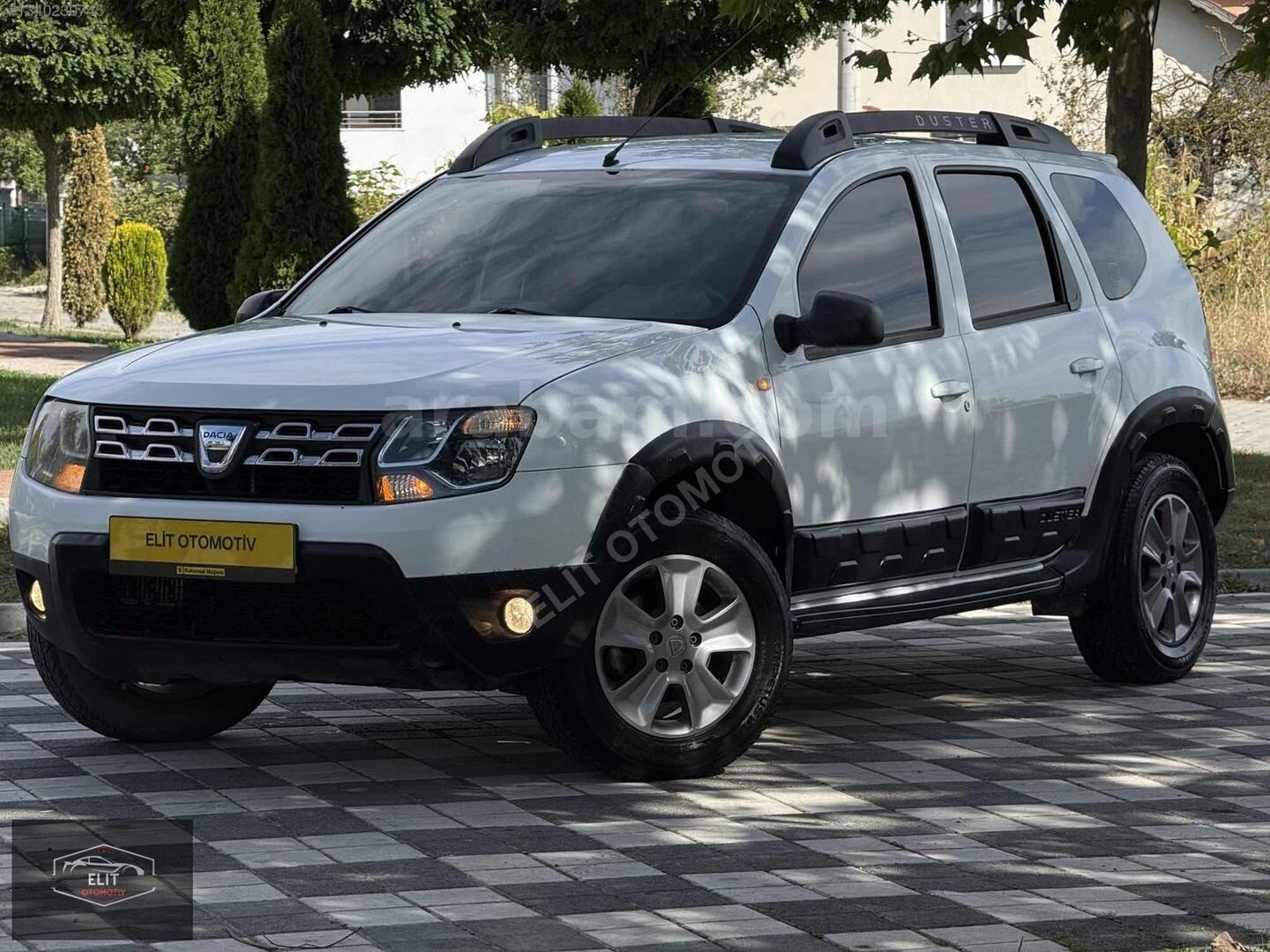 ELİT OTOMOTİVDEN EMSALSİZ TEMİZLİKTE 4*4 LAUREATE DUSTER 2
