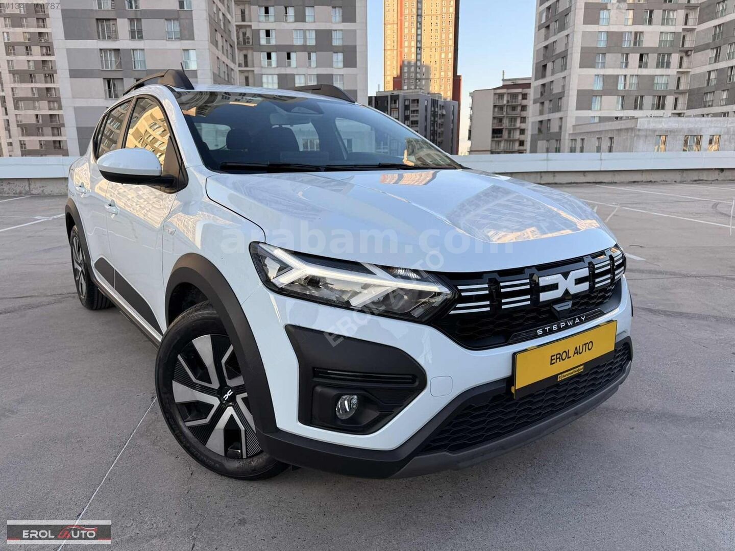 EROL AUTO HATASIZ BOYASIZ İLK ELDEN GARANTİLİ SANDERO OTOMATİK 4