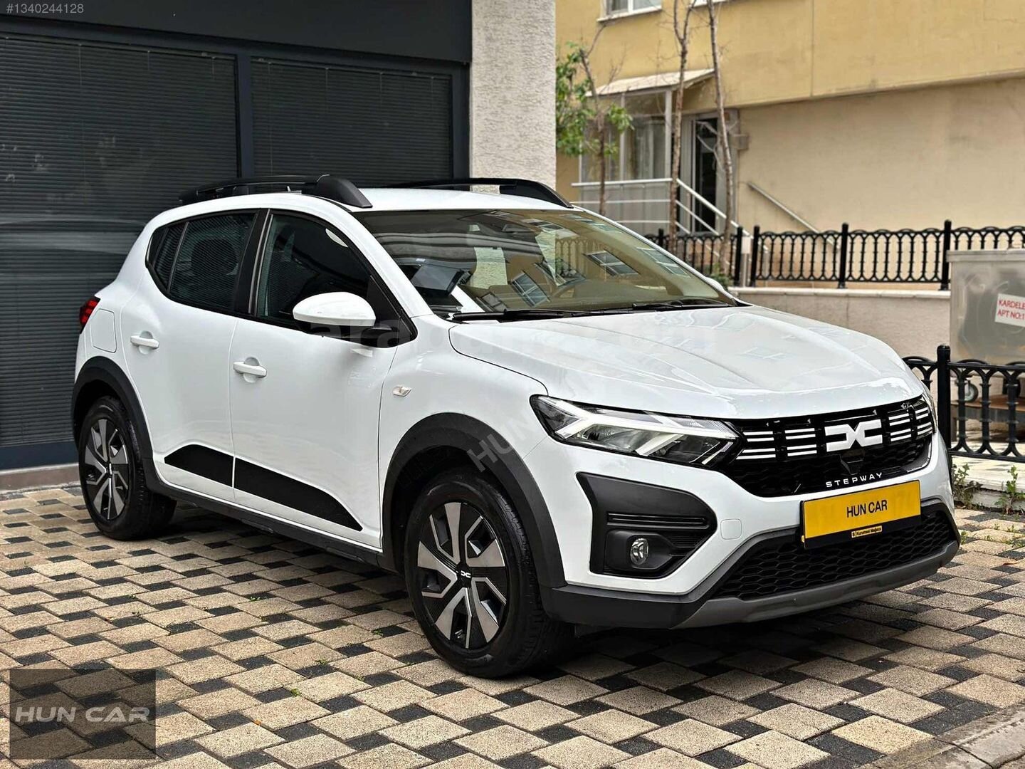 HUN CAR-2025 SANDERO STEPWAY EXPRESSİON GSR2 31.000KM BOYASIZ 2