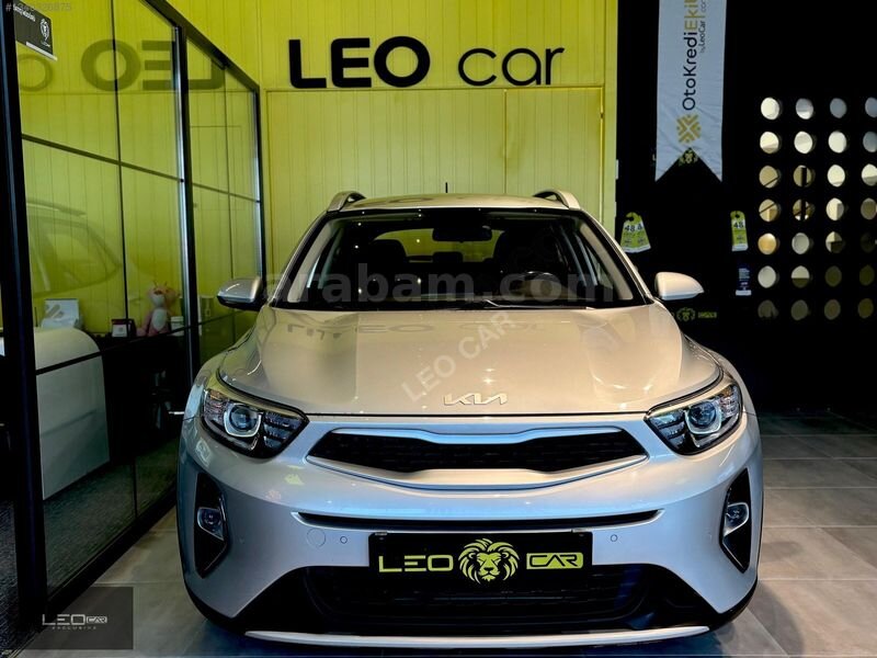 LEO CAR| KİA STONİC OTOMATİK | SERVİS BAKIMLI | KREDİ | KK 12TK