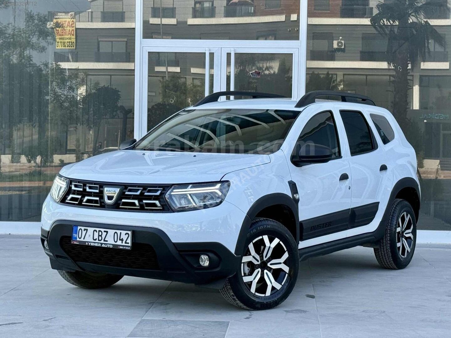 94.000KM OTOMATİK 2021 DUSTER 3