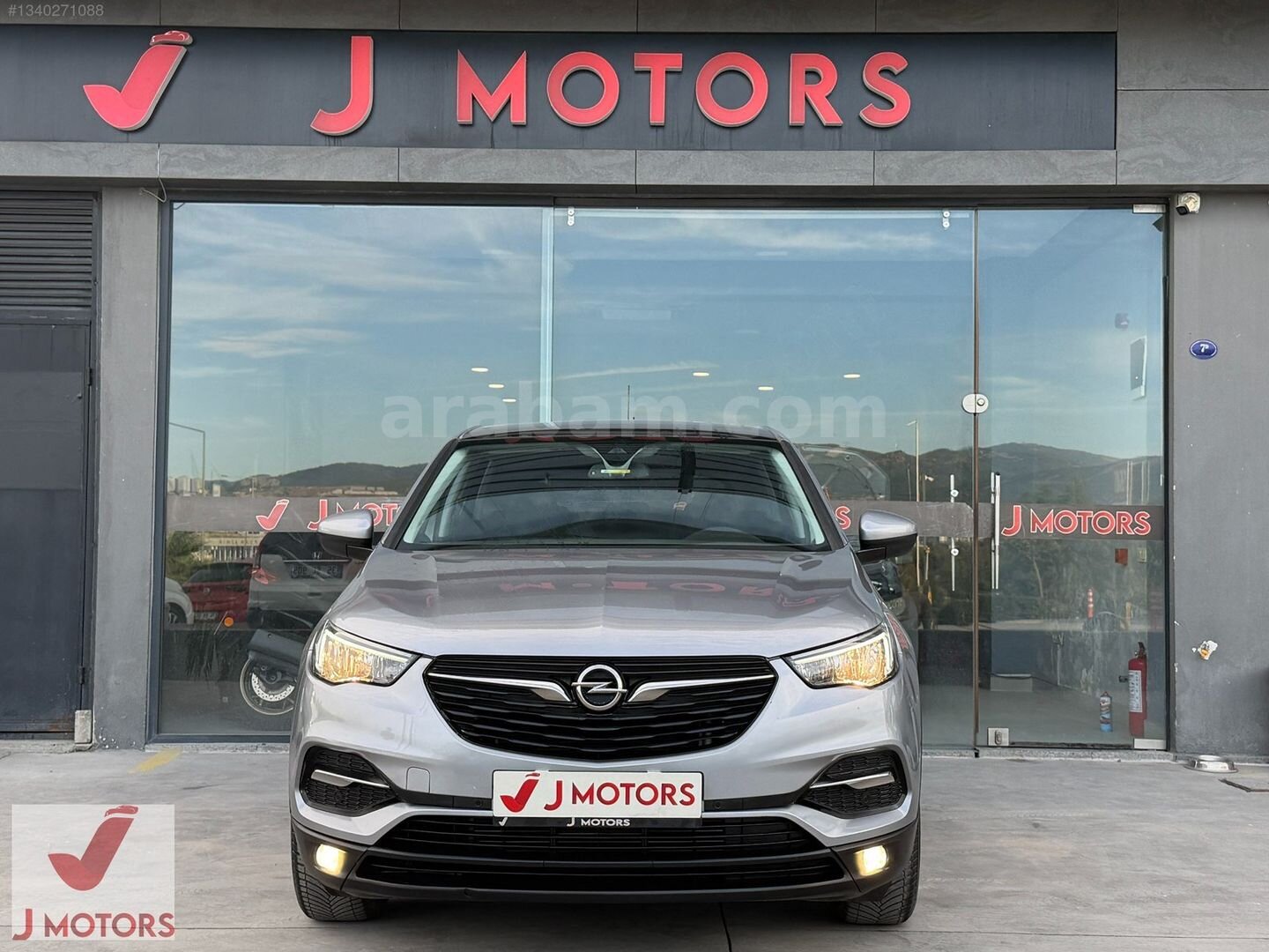 Galeriden Opel Grandland X 1.6 D Enjoy 2017 Model İzmir 180.000 km Gri 2