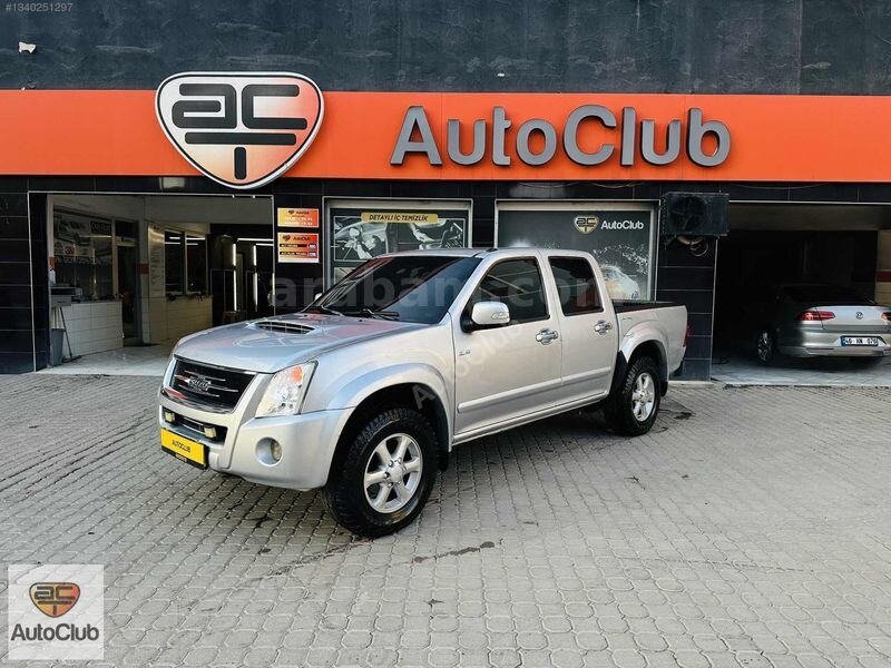 D-Max 3.0 4x4 Otomatik Emsalsiz Temizlikde Full Servis Bakımlı