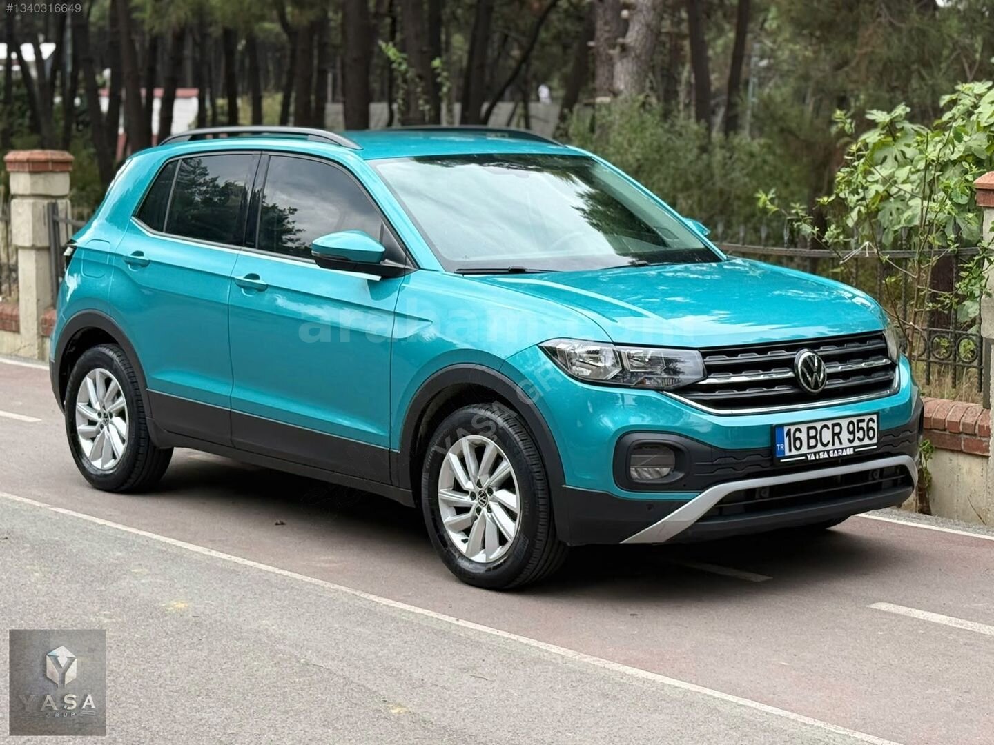 Galeriden Volkswagen T-Cross 1.0 TSI Life 2023 Model İstanbul 31.000 km Yeşil 2