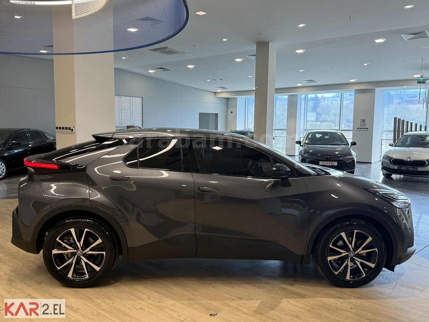 KAR GRUP TOYOTA-BYD YETKİLİ BAYİ'DEN C-HR 1.8 HYBRİD PASSİON 4