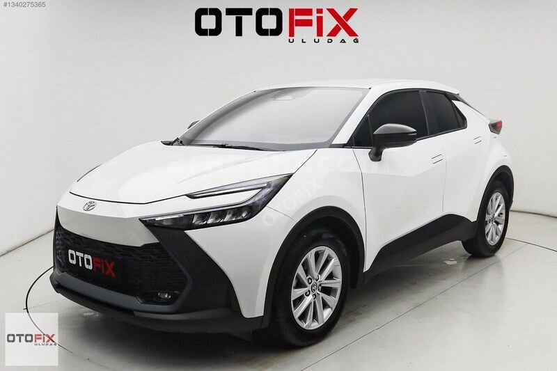 HATASIZ BOYASIZ 2026 TOYOTA C-HR 1.8 HYBRID FLAME