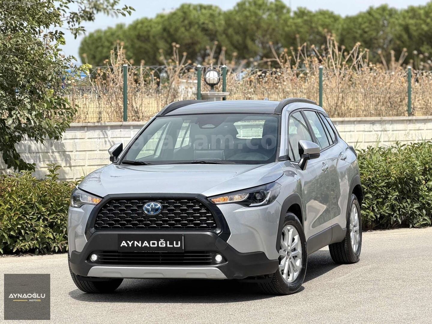 AYNAOĞLU 2023 TOYOTA COROLLA 1.8HYBRİT CAMTAVAN HATASIZ 95 BINKM 3