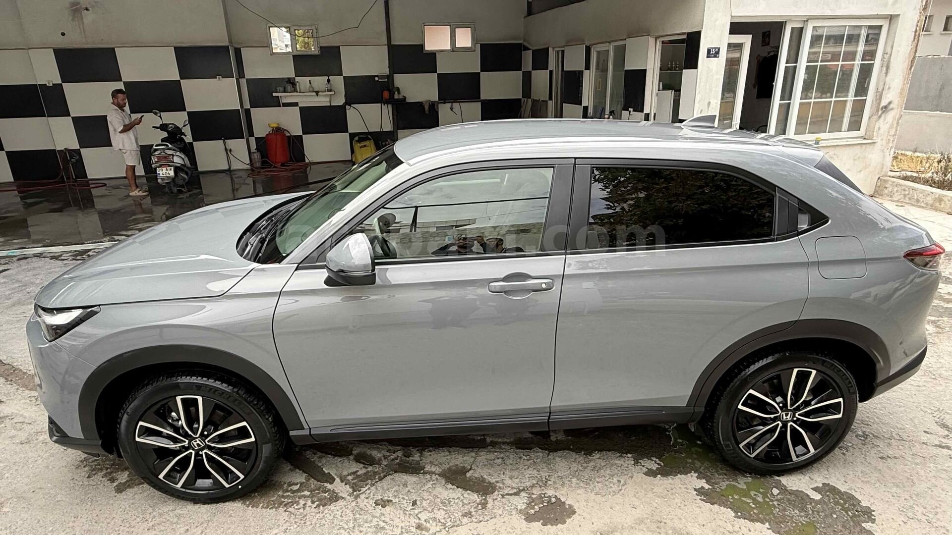 Sahibinden Honda HR-V 1.5 e-HEV Elegance 2024 Model 3