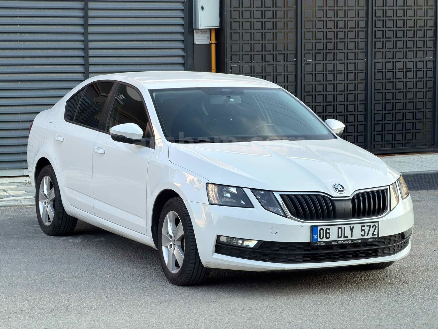 Skoda Octavia 2017 Model Değişensiz Tramersiz 2