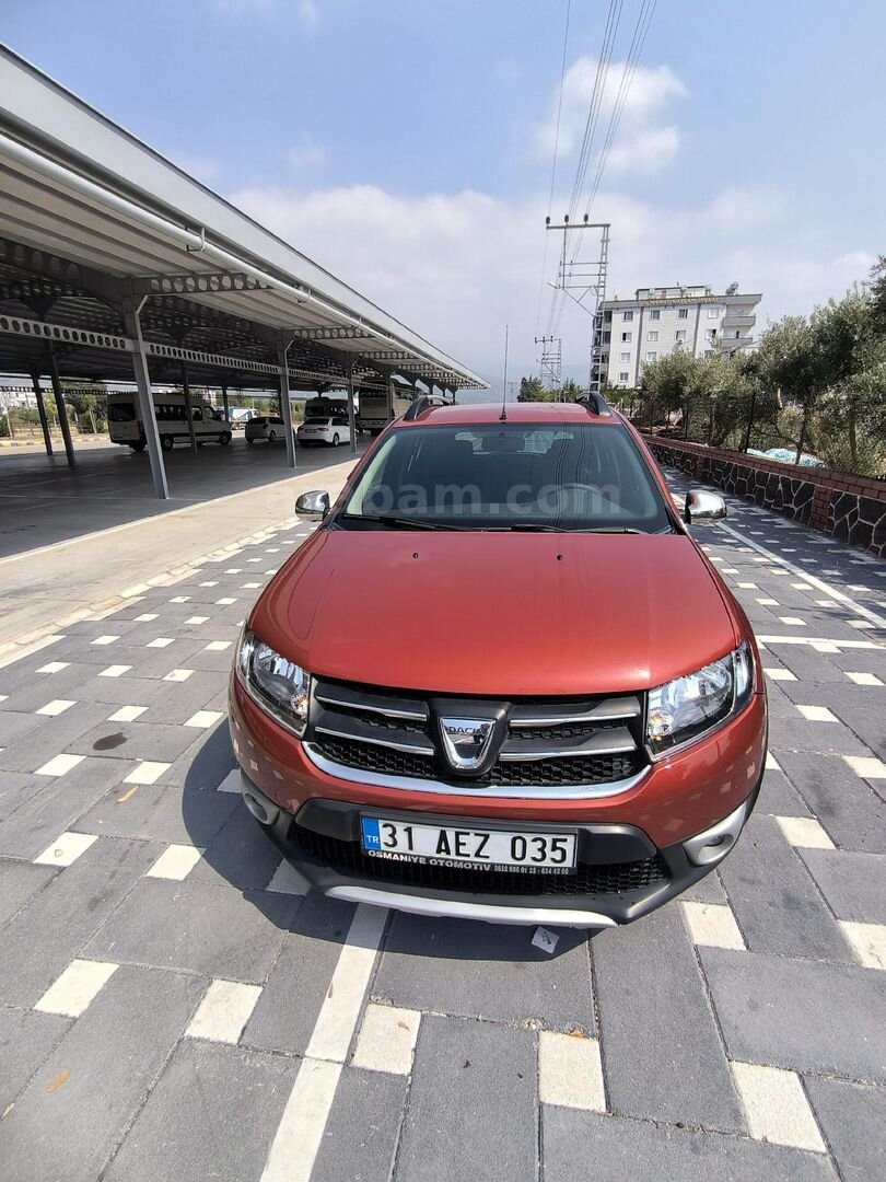 Sahibinden Dacia Sandero 1.5 dCi Stepway 2015 Model Hatay 82.000 km Bordo 1