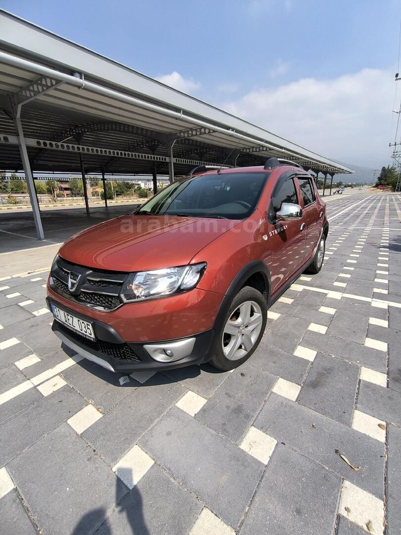 Sahibinden Dacia Sandero 1.5 dCi Stepway 2015 Model Hatay 82.000 km Bordo 2