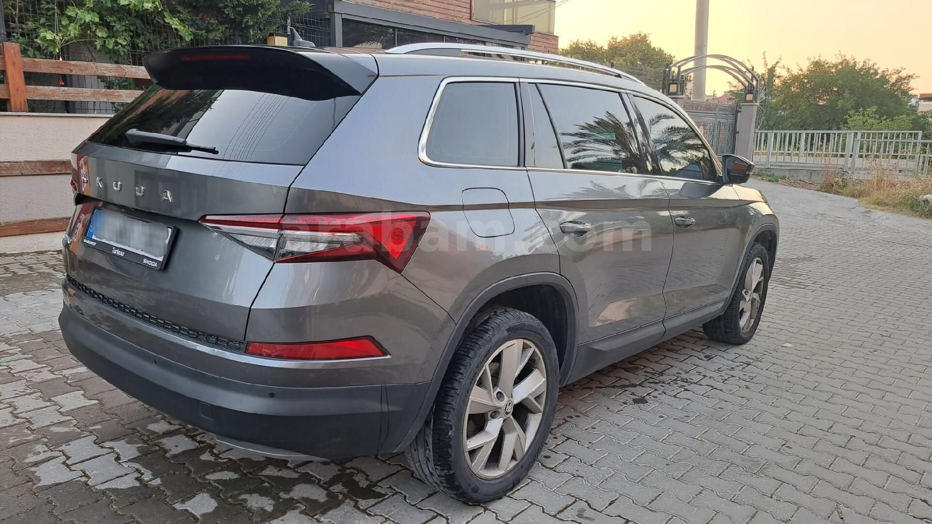 Sahibinden Skoda Kodiaq 1.5 TSI Prestige 2023 Model İzmir 4