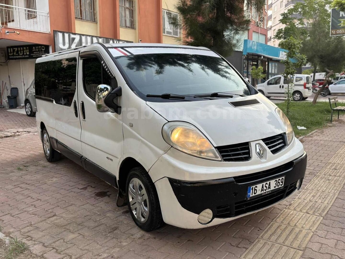 Galeriden Renault Trafic 2.0 DCI Grand Confort 2010 Model Antalya 430.000 km Beyaz 6