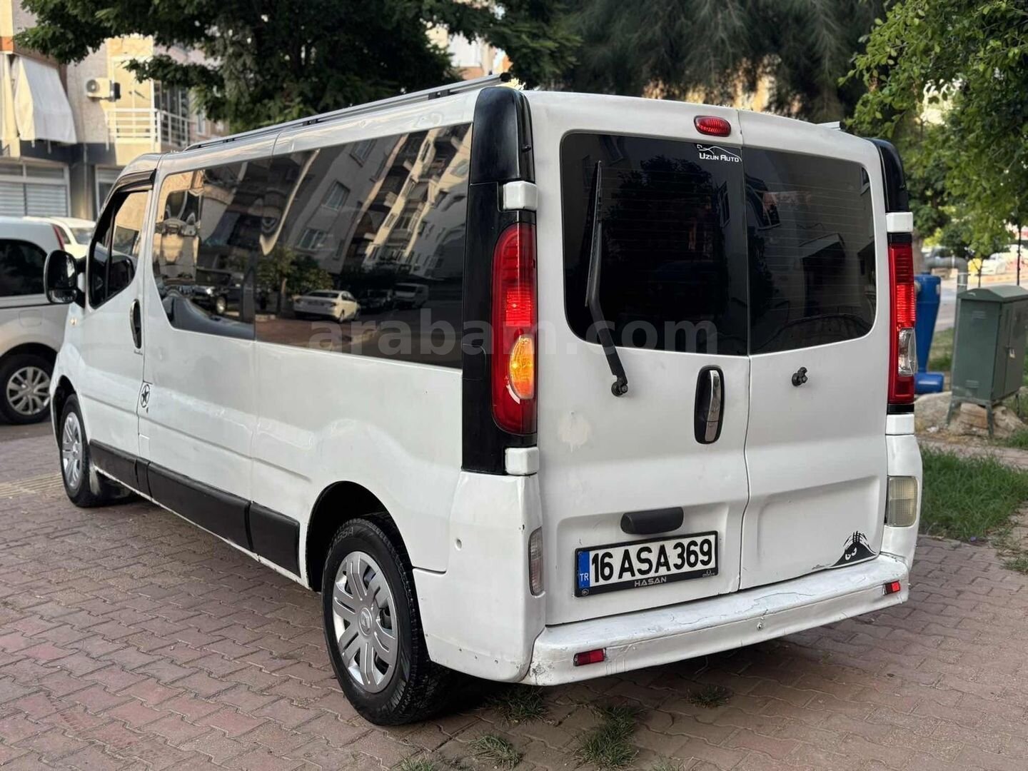 Galeriden Renault Trafic 2.0 DCI Grand Confort 2010 Model Antalya 430.000 km Beyaz 2