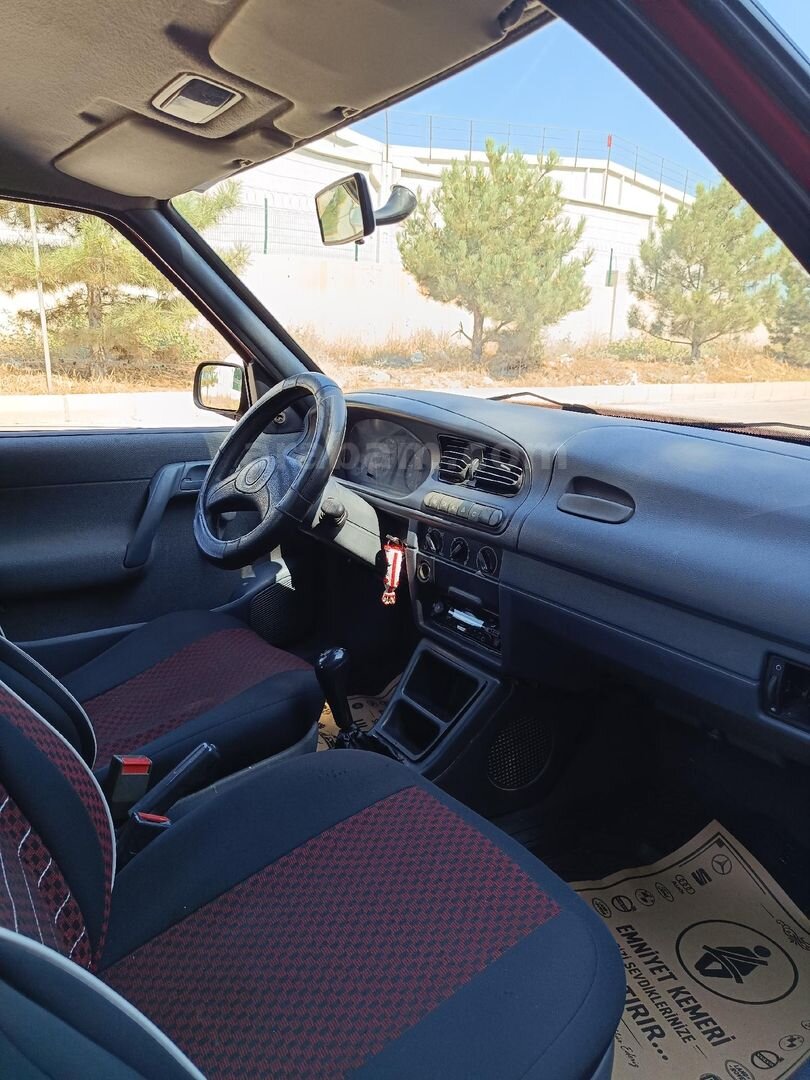 Sahibinden Skoda Felicia 1.3 LX 1996 Model 153.890 km Kırmızı 4