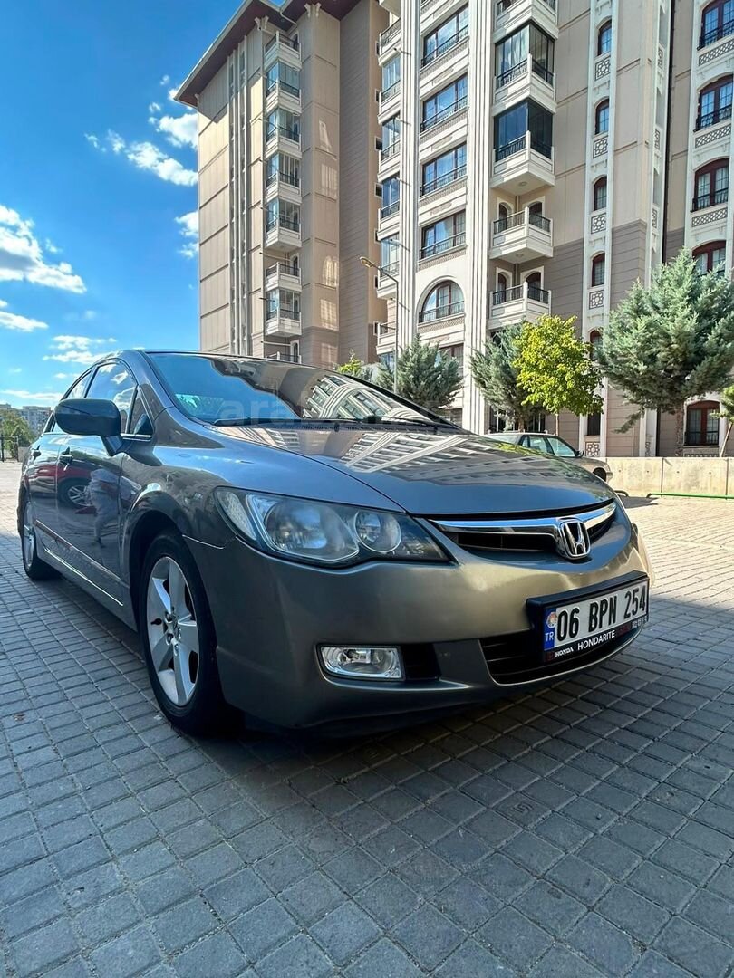 Sahibinden Honda Civic 1.6i VTEC Elegance 2008 Model 3
