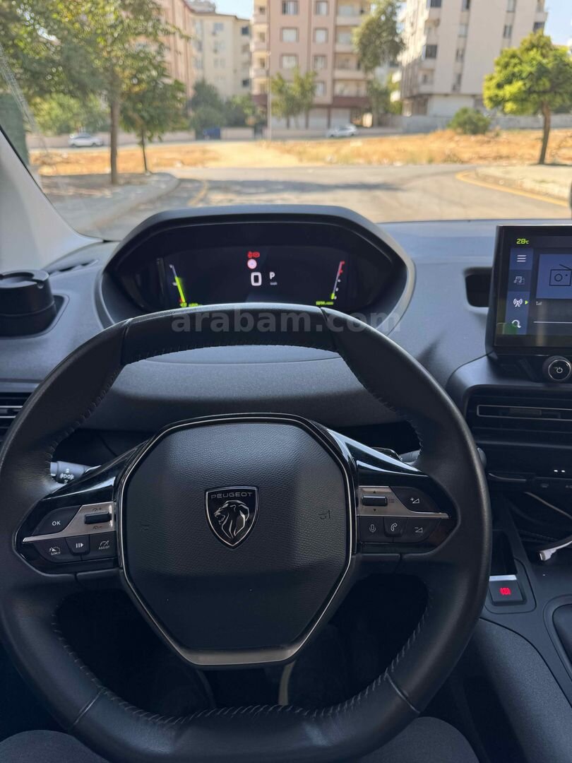 Sahibinden Peugeot Rifter 1.5 BlueHDI Allure 2024 Model Gaziantep 58.000 km Yeşil (metalik) 7