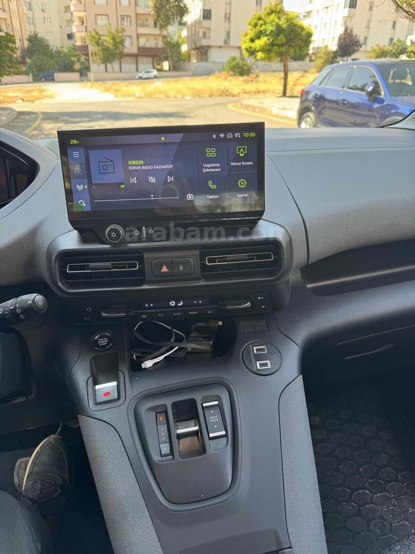 Sahibinden Peugeot Rifter 1.5 BlueHDI Allure 2024 Model Gaziantep 58.000 km Yeşil (metalik) 6