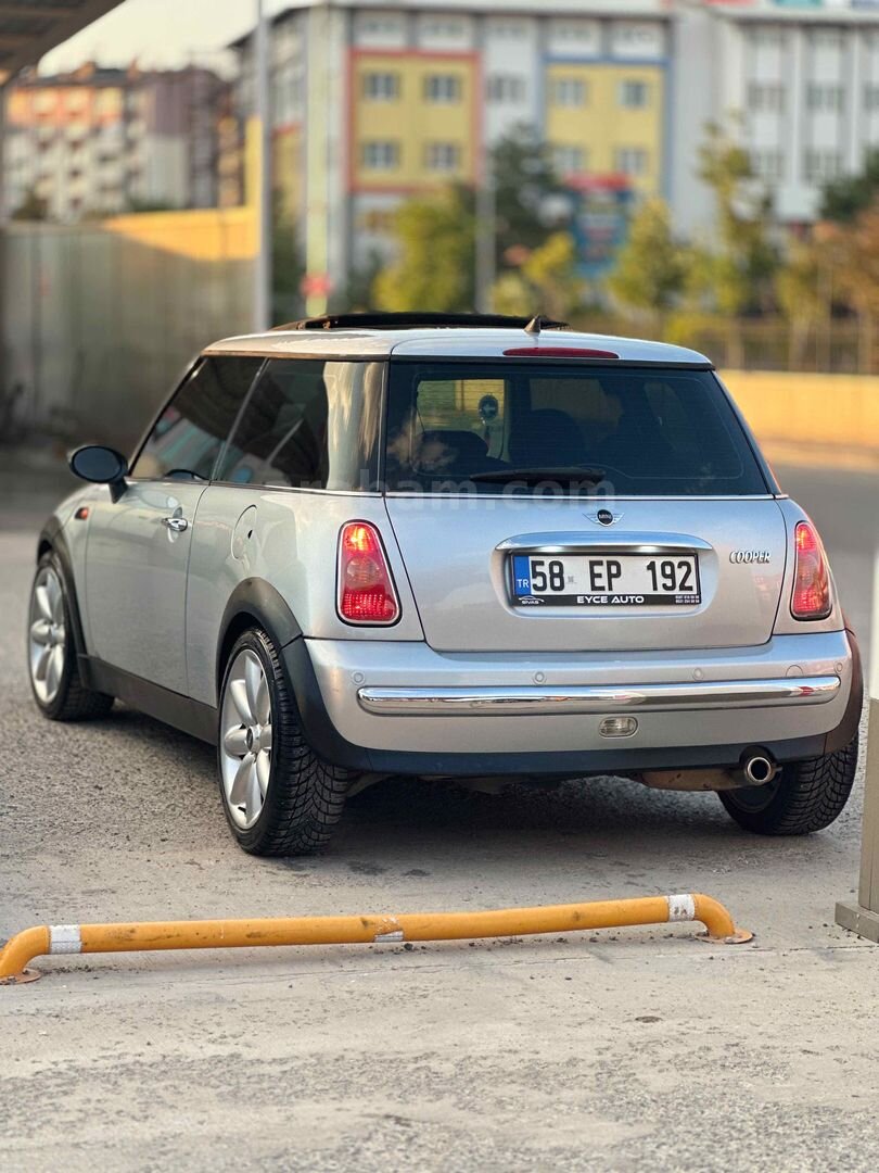 Sahibinden Mini Cooper 1.6 Türkiye Paketi 2003 Model Sivas 193.000 km Gri (Gümüş) 4
