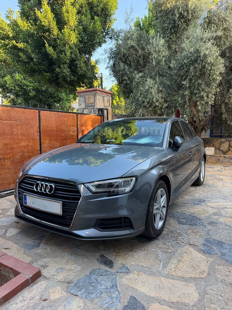 Sahibinden Audi A3 Sedan 35 TFSI Dynamic 2020 Model Muğla 96.850 km Füme 3