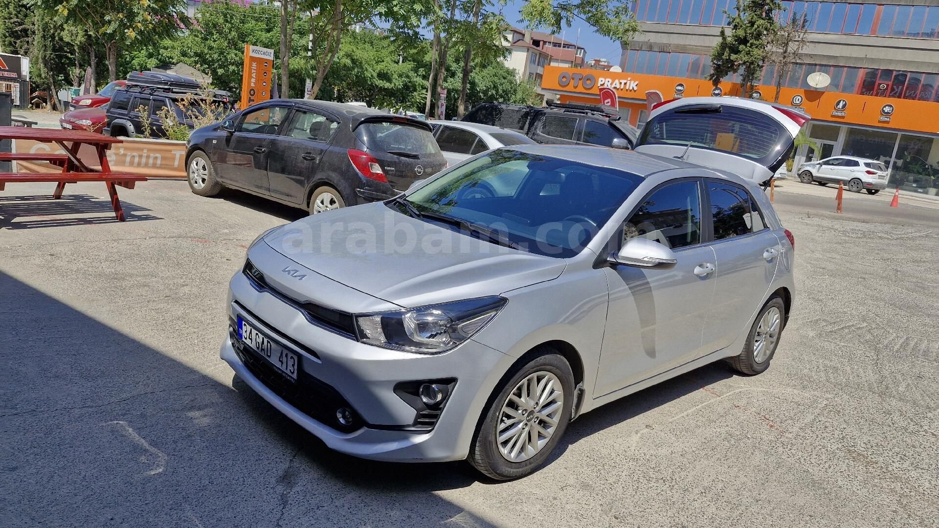 Sahibinden Kia Rio 1.4L MPI Elegance 2022 Model 1