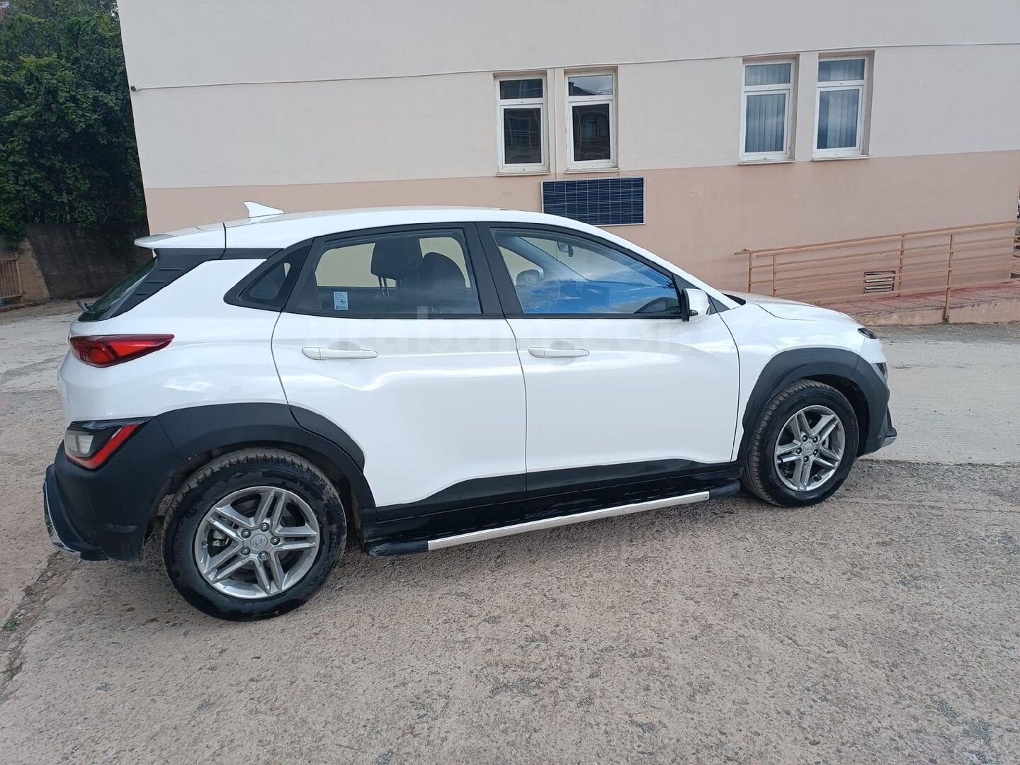 Sahibinden Hyundai Kona 1.0 T-GDI Style 2022 Model Artvin 40.000 km Beyaz 4