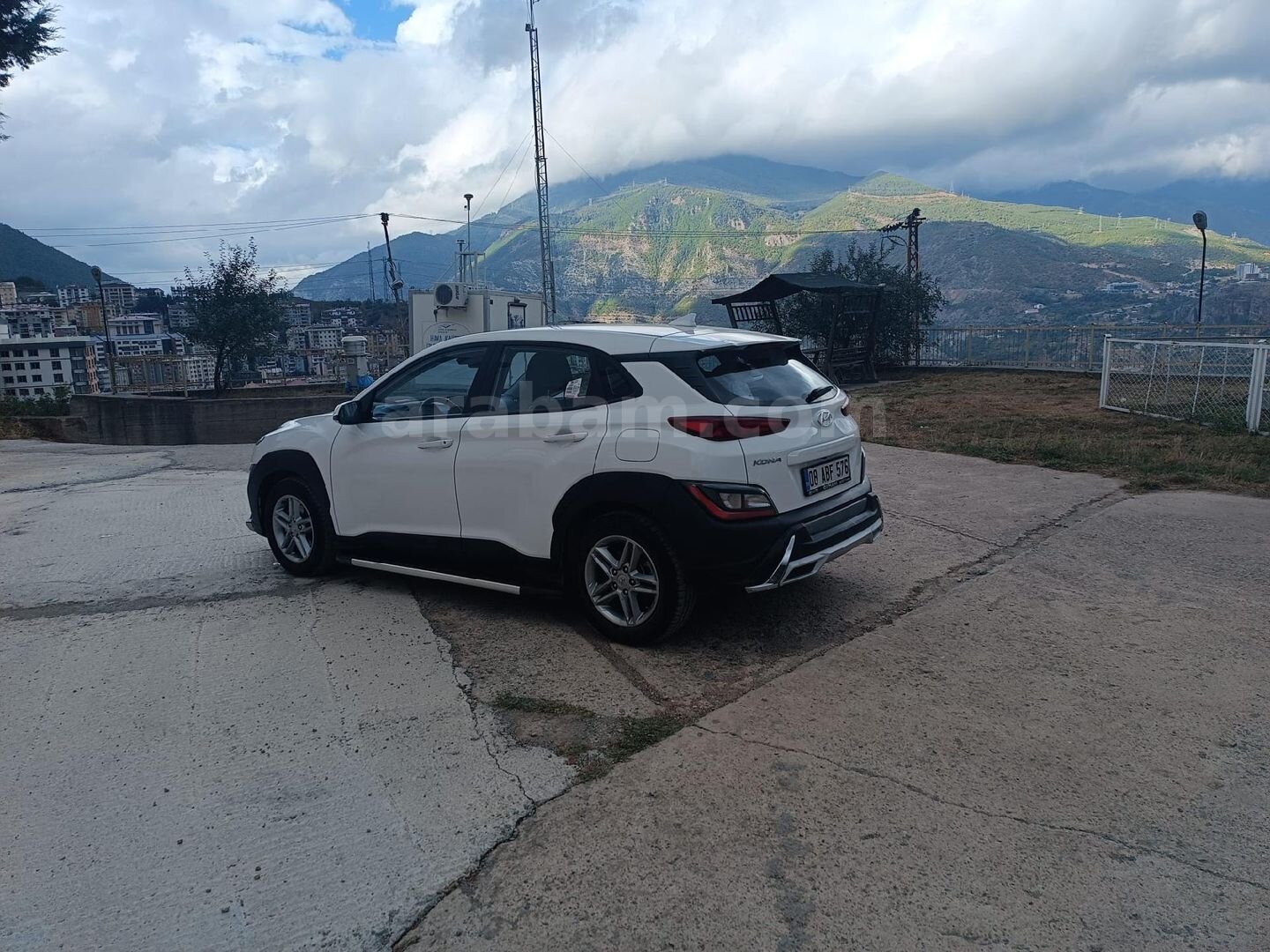 Sahibinden Hyundai Kona 1.0 T-GDI Style 2022 Model Artvin 40.000 km Beyaz 7