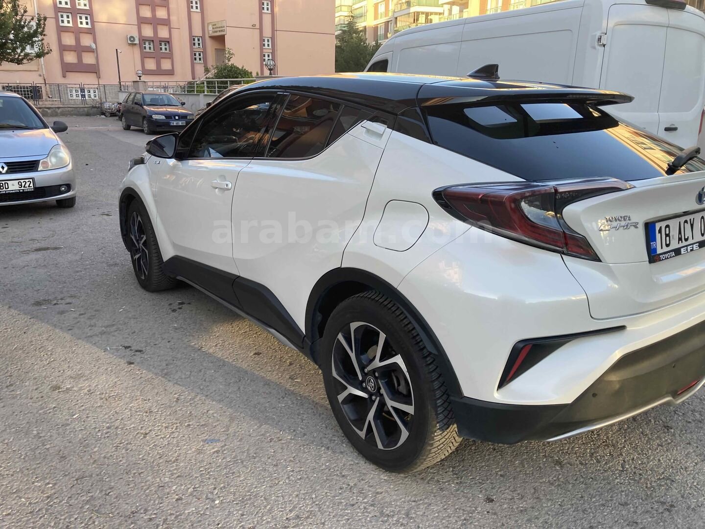 Sahibinden Toyota C-HR 1.8 Hybrid Dynamic 2018 Model 3