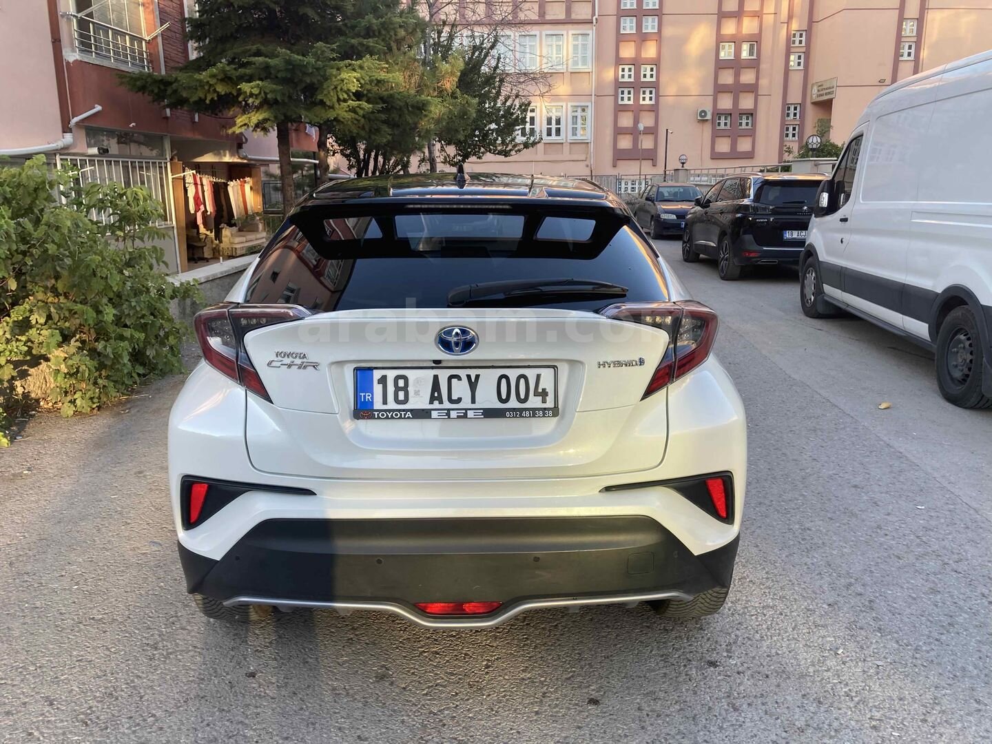 Sahibinden Toyota C-HR 1.8 Hybrid Dynamic 2018 Model 2