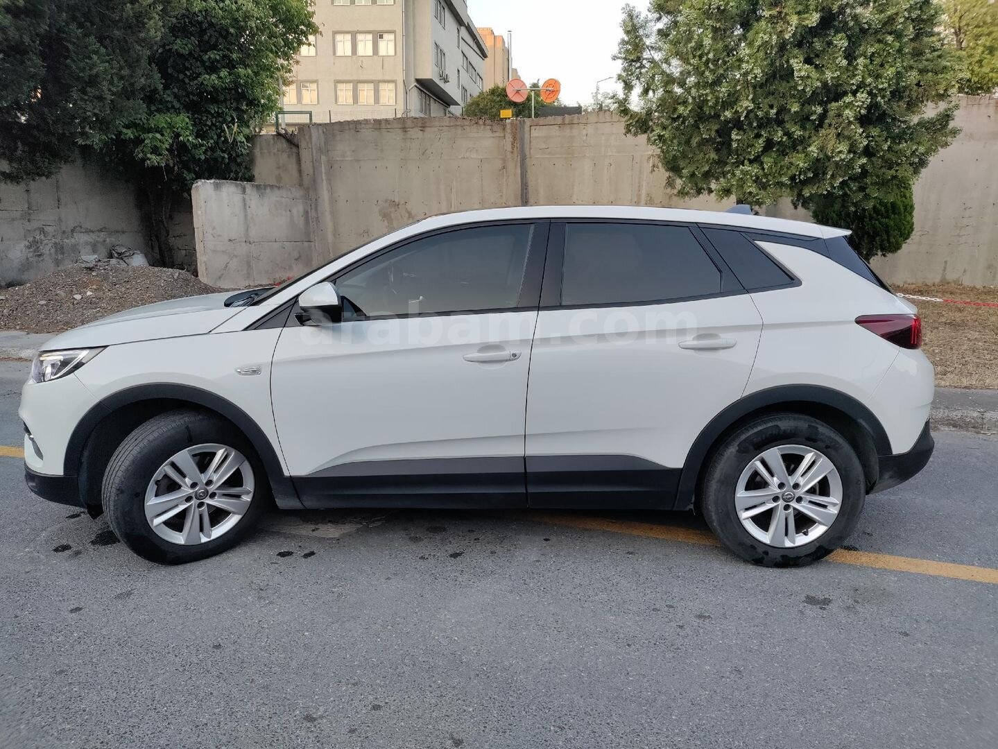 Sahibinden Opel Grandland X 1.5 D Enjoy 2019 Model İstanbul 101.500 km Beyaz 4