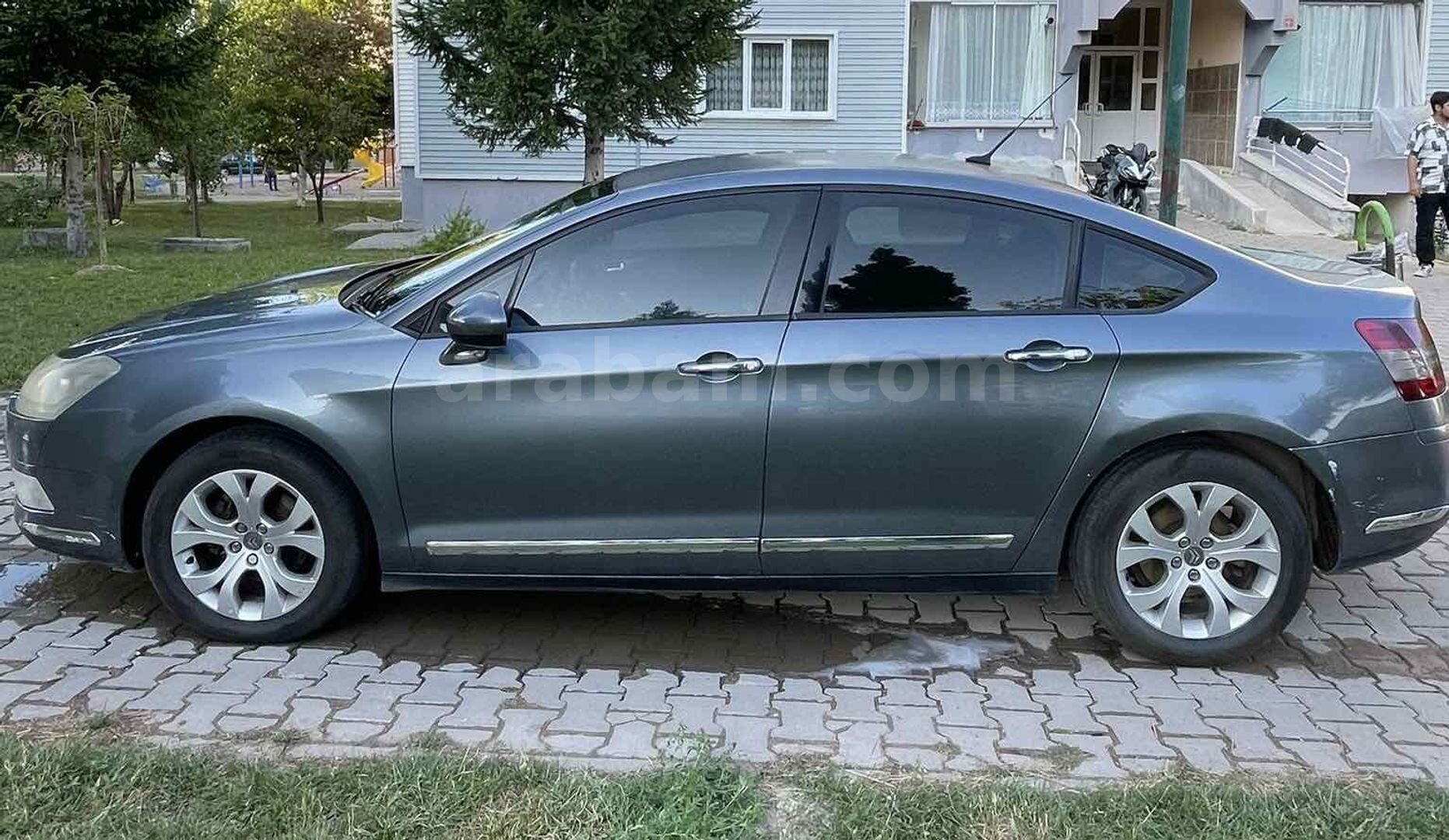 Galeriden Citroen C5 1.6 HDi SX 2008 Model Eskişehir 325.000 km Gri 3