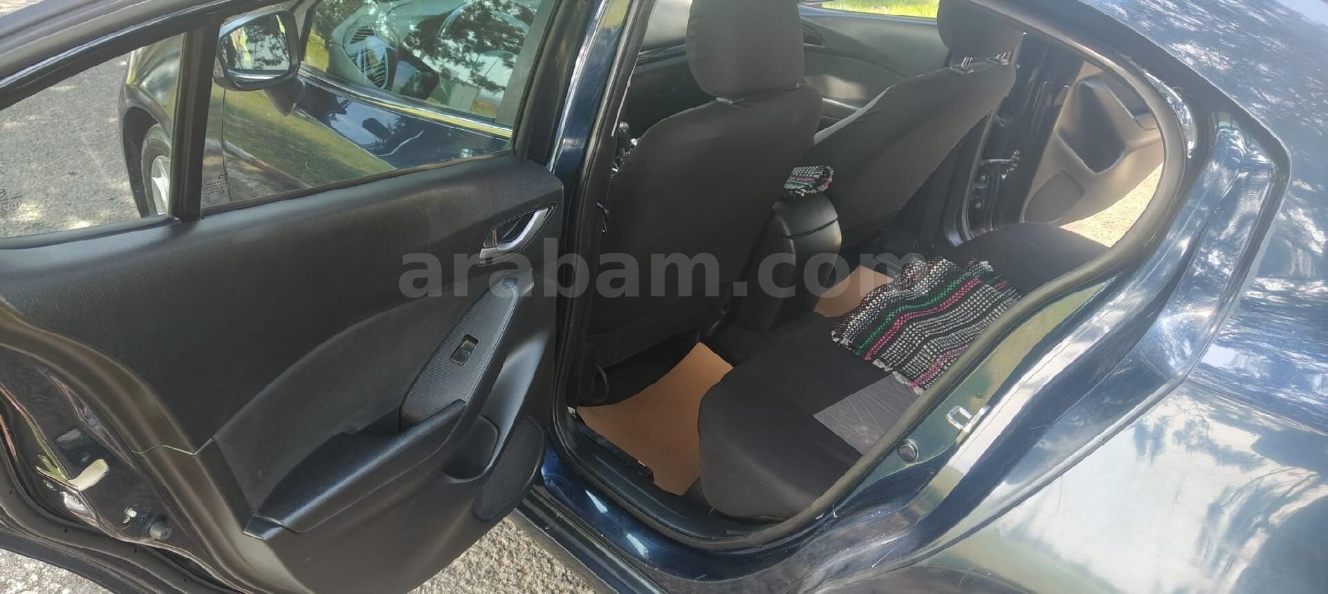Sahibinden Mazda 3 1.5 SkyActive-G Motion 2014 Model Kırklareli 225.000 km Lacivert 7