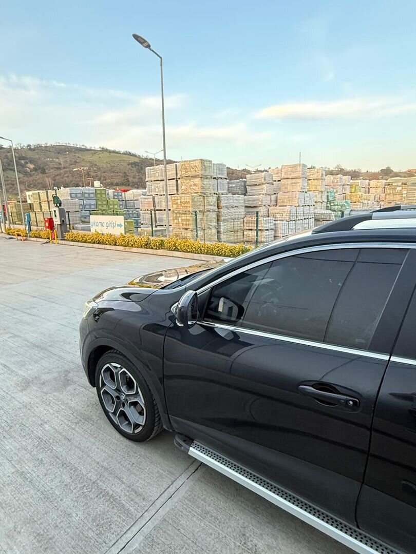 Sahibinden Renault Kadjar 1.5 dCi Touch 2015 Model 146.000 km Siyah 2