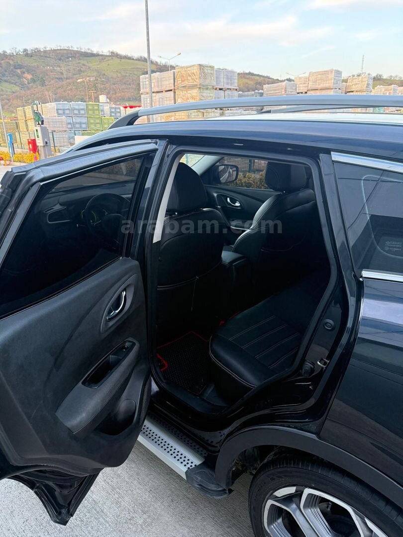 Sahibinden Renault Kadjar 1.5 dCi Touch 2015 Model 146.000 km Siyah 7