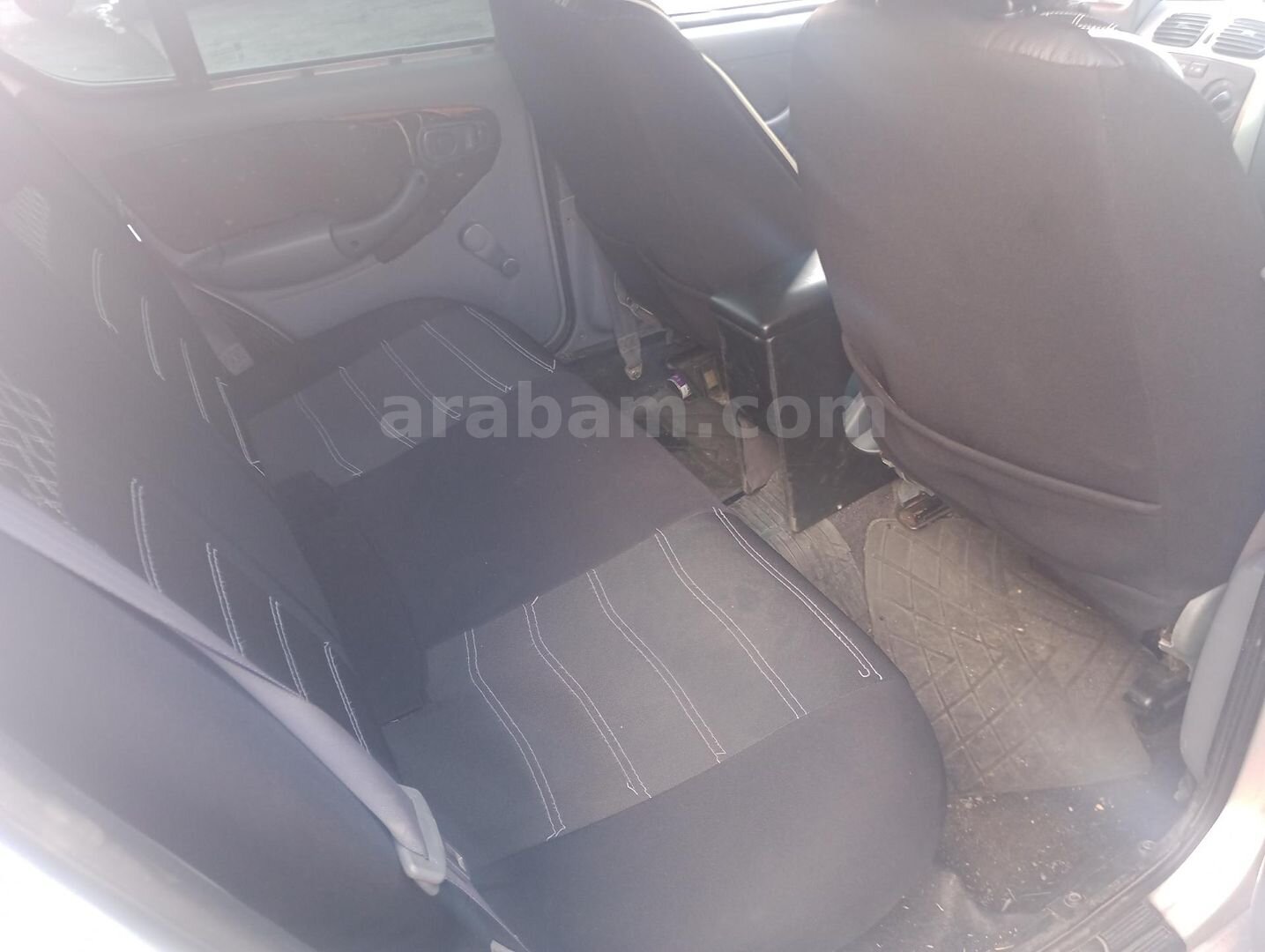 Sahibinden Tata Indica 1.4 DLX 2005 Model Bursa 208.000 km Gri 4