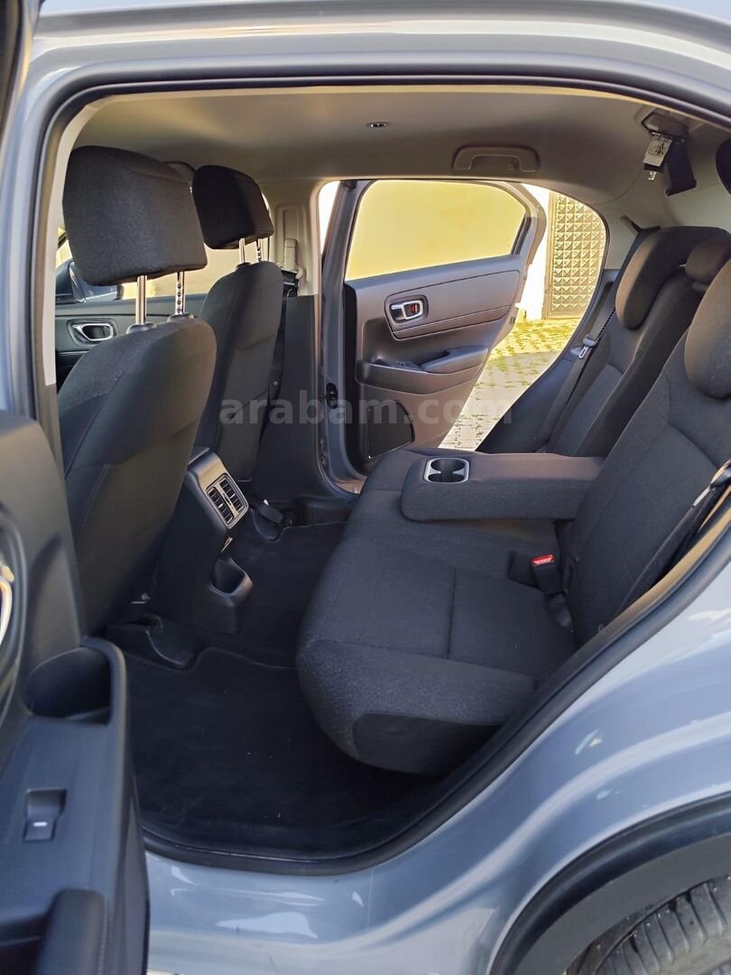 Sahibinden Honda HR-V 1.5 e-HEV Elegance 2025 Model 5