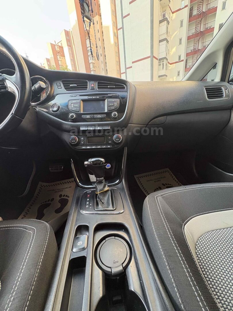Sahibinden Kia Ceed 1.6 CRDi Concept 2013 Model Kayseri 140.000 km Gri (metalik) 1