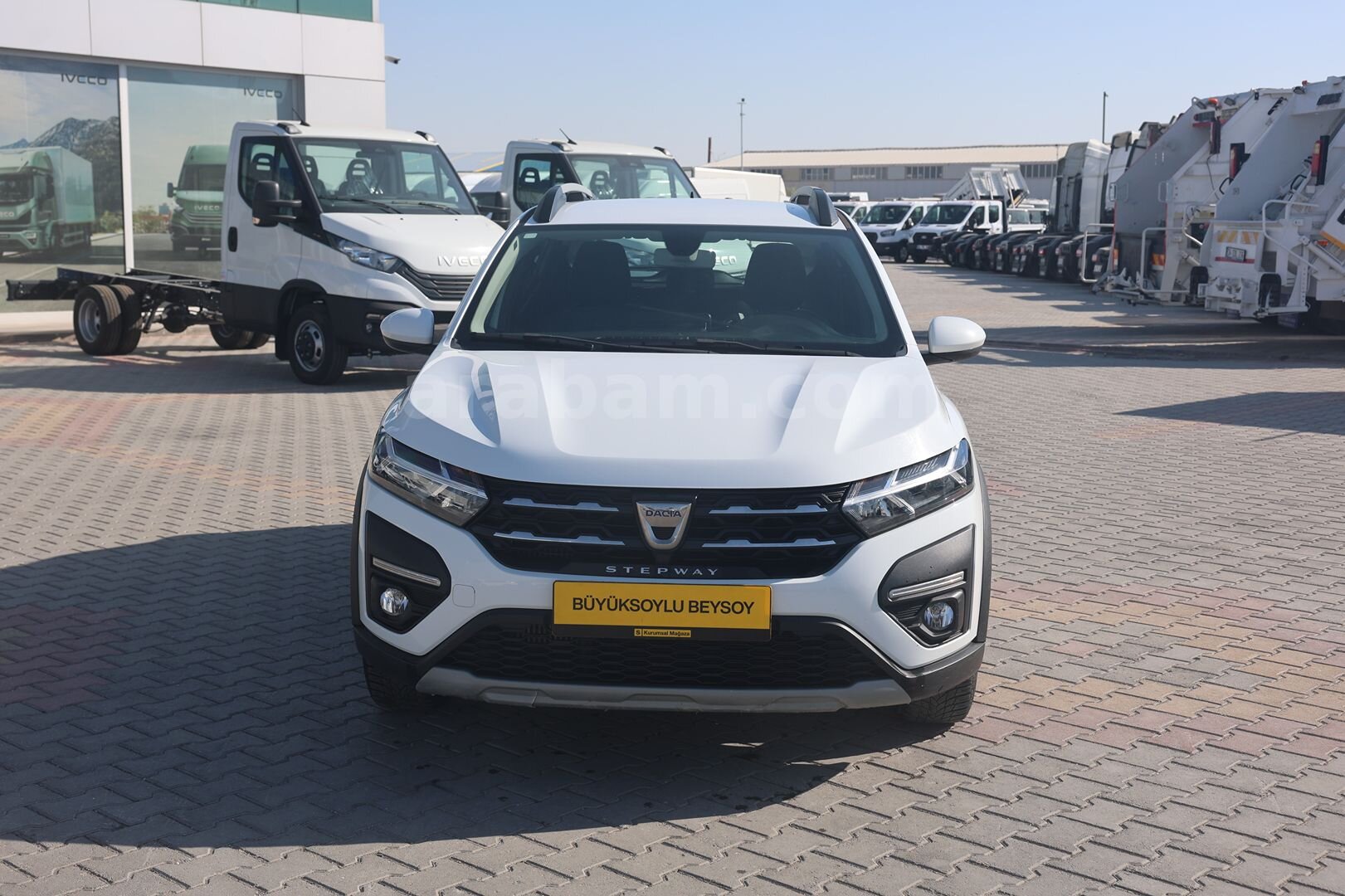 BÜYÜKSOYLU BEYSOY'DAN 2022 SANDERO STEPWAY 1.0 PRESTİGE 90 Hp 5