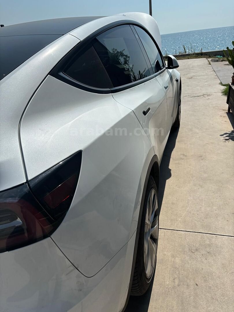Sahibinden Tesla Model Y Long Range AWD 2023 Model Adana 137.700 km Beyaz 4
