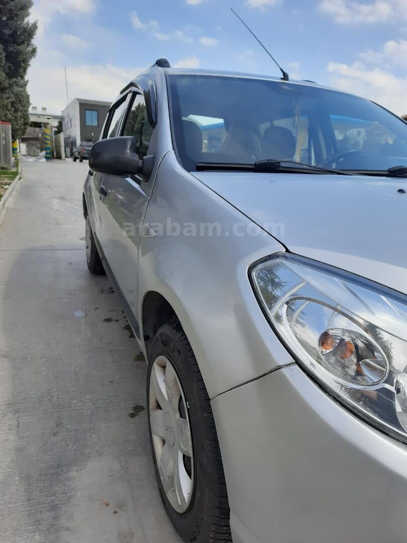 Sahibinden Dacia Sandero 1.5 dCi Ambiance 2010 Model Konya 253.000 km Gri 6