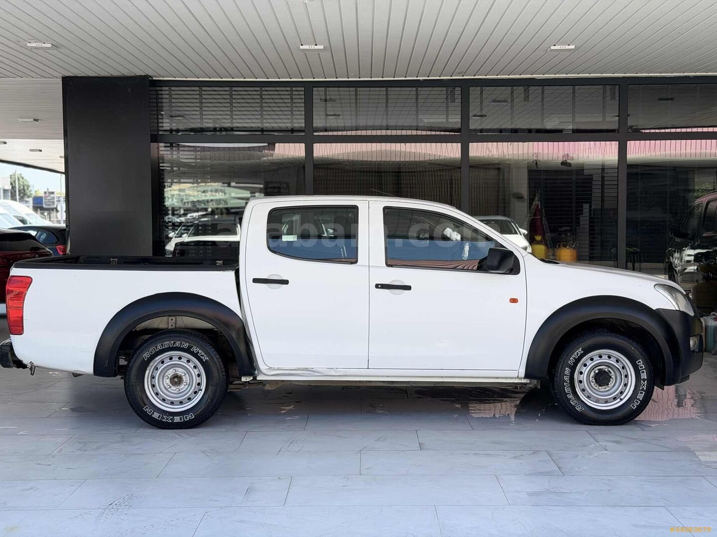 GALLERY+ BOYASIZ DEĞİŞENSİZ ISUZU D-MAX 2.5D 7